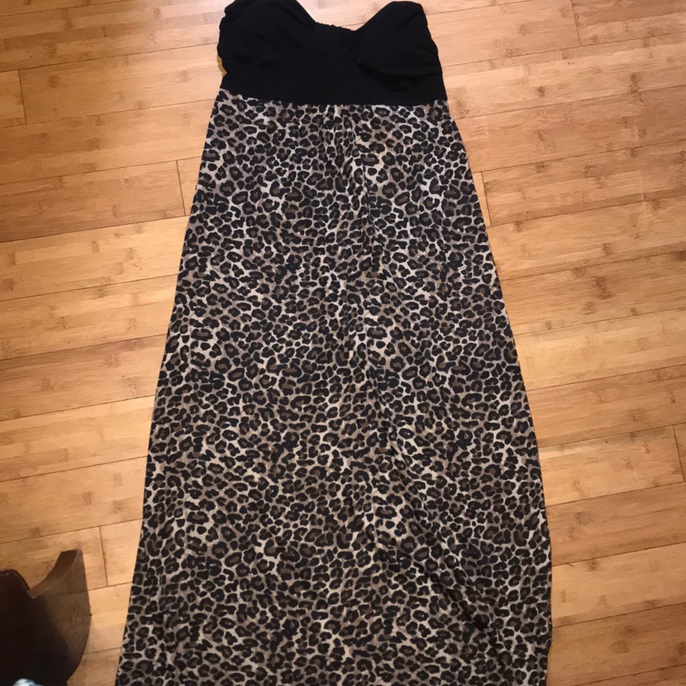 Strapless tie back leopard and black dress